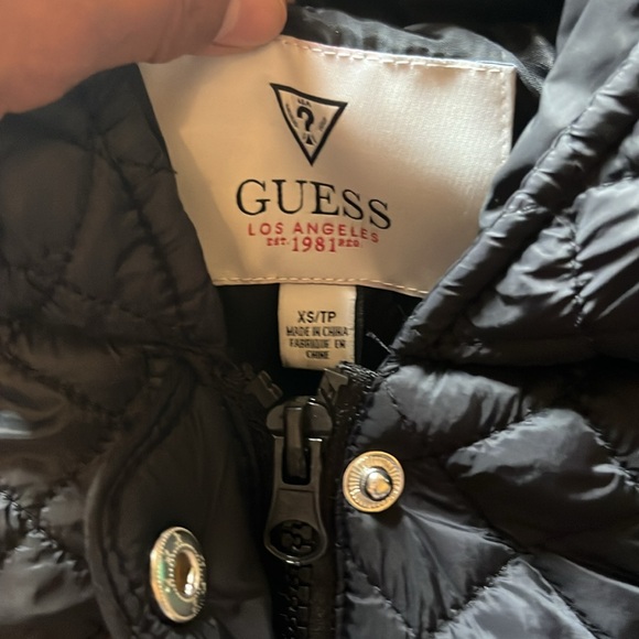 Guess Jackets - Picture 5 of 16
